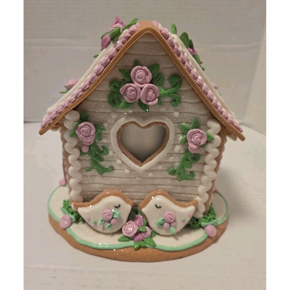 Valerie Parr Hill Lighted Gingerbread House Valentine Pink Roses QVC
